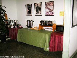 The Hollywood Celebrity Hotel - Los Angeles - Hotel Review - Travel Tripz